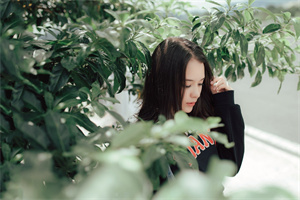 上海花千坊：Shanghai's Blind Date Mystery： Can the Eastern Parents' Style of Blind Date Lead to a Successful Marriage with the Compatibility of the Eight Characters？